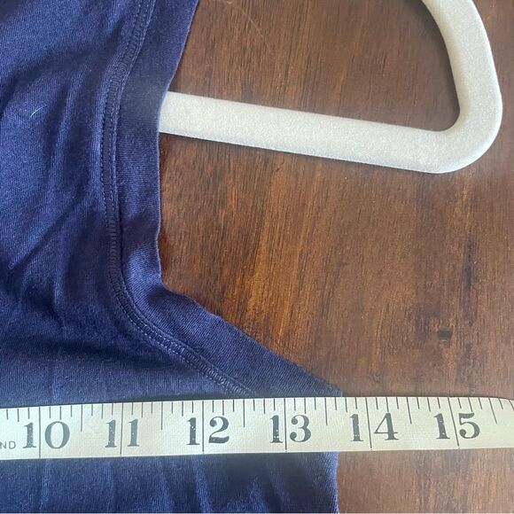 LULULEMON Bend and Twist Tank in Deep Indigo Size 6 - Picture 9 of 9